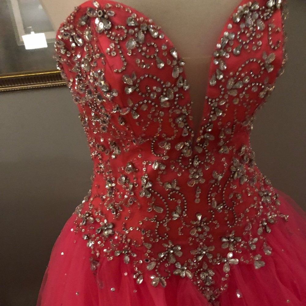 Morilee Luxurious Sweet 16 dress! Beautiful vibrant color